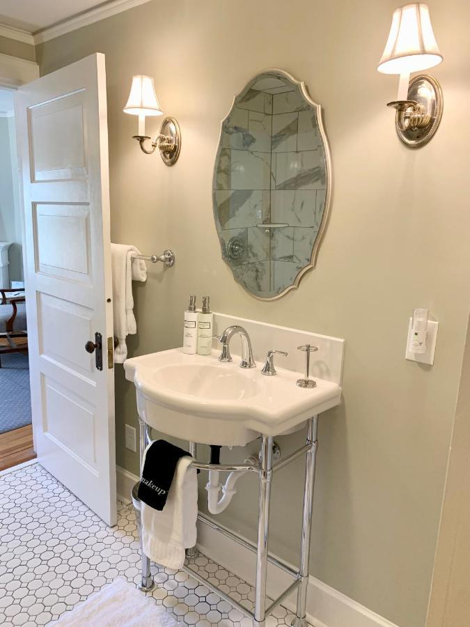 Pinecrest Bed & Breakfast 阿什维尔 外观 照片