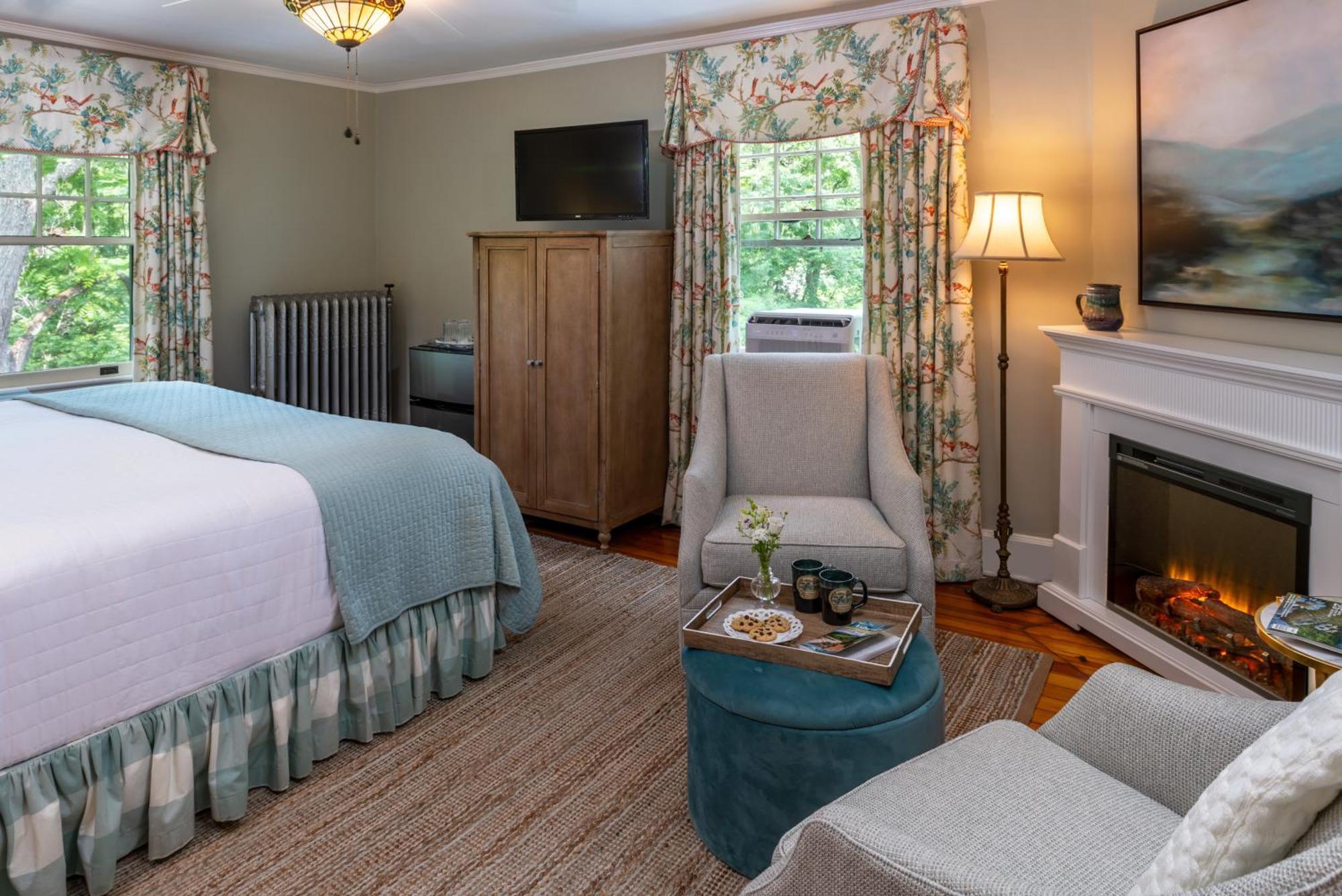 Pinecrest Bed & Breakfast 阿什维尔 外观 照片