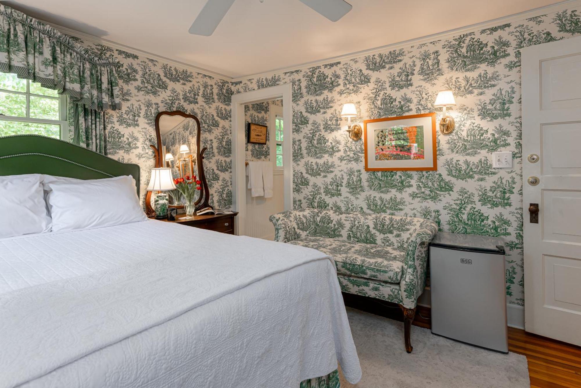 Pinecrest Bed & Breakfast 阿什维尔 外观 照片